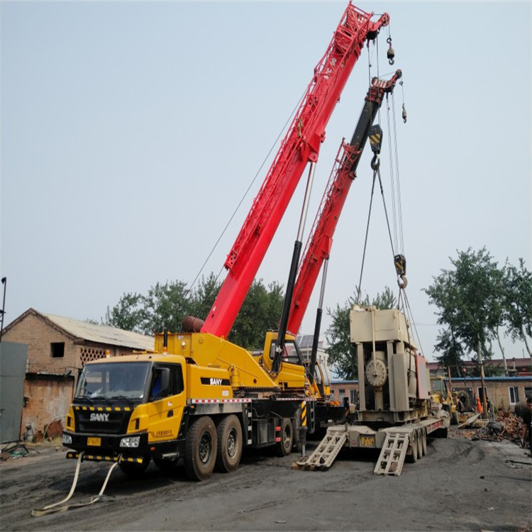 射洪吊车租赁要怎样才能降低成本呢