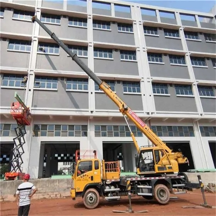 射洪高楼层玻璃吊装